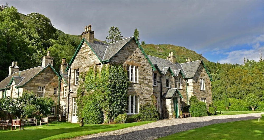 Chesthill House & Estate