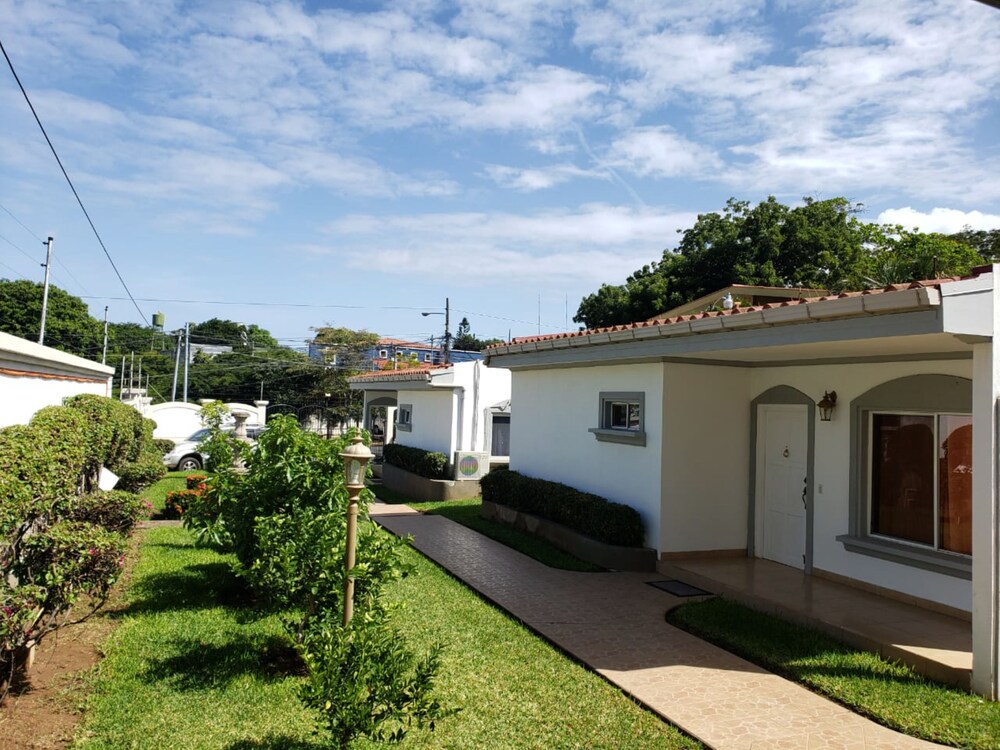 Apartamentos Ejecutivos La Fuente