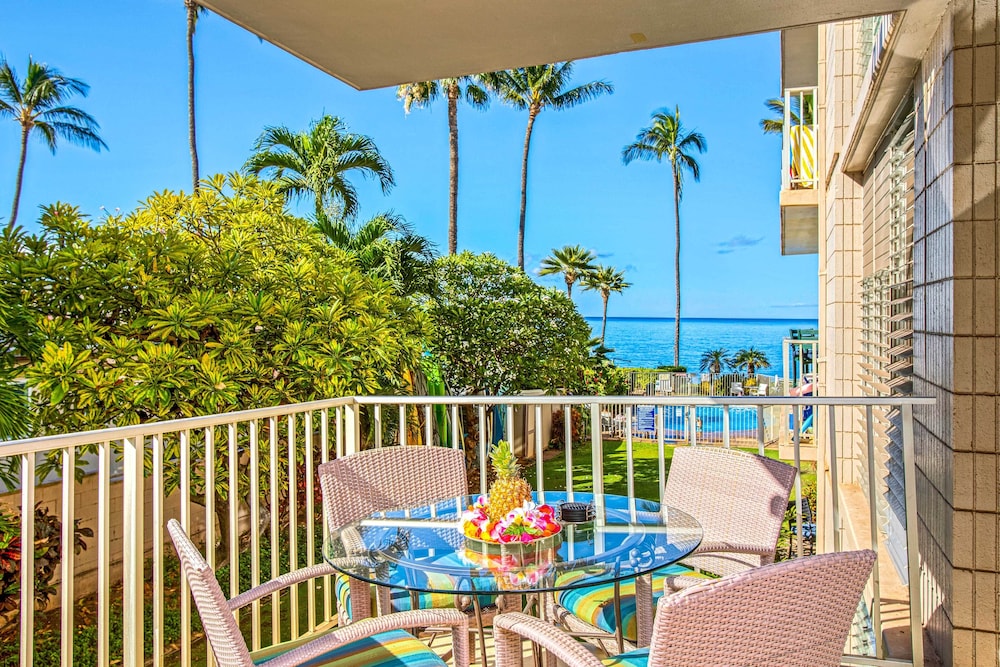 Oceanfront Kihei Condo With On-site Beach Access! view 4