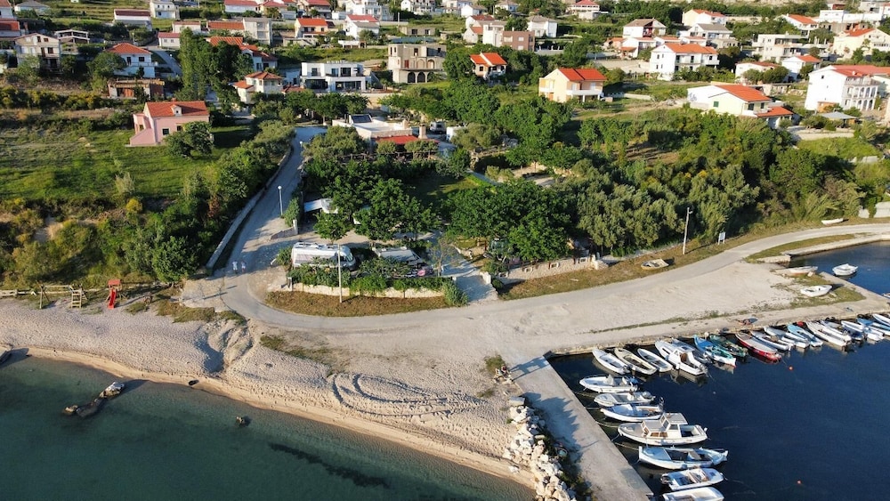 Kamp Miočić