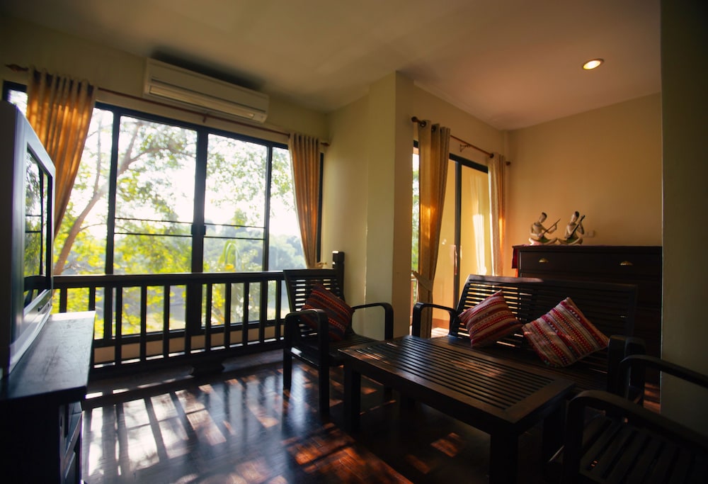 Villa San Pee Seua