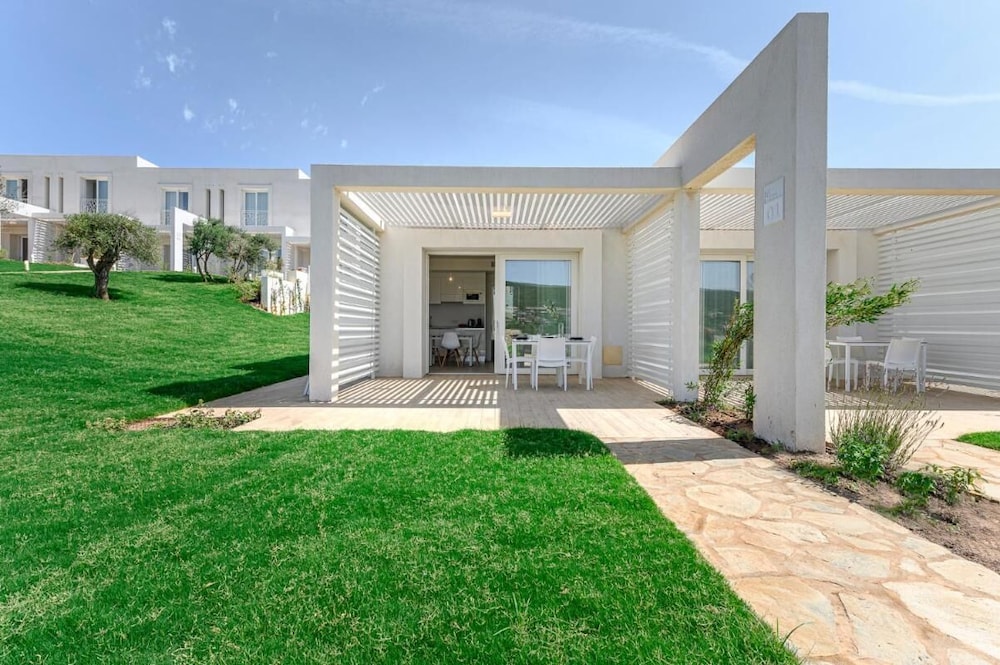 Stunning Capo Falcone Charming Apartments num 5089
