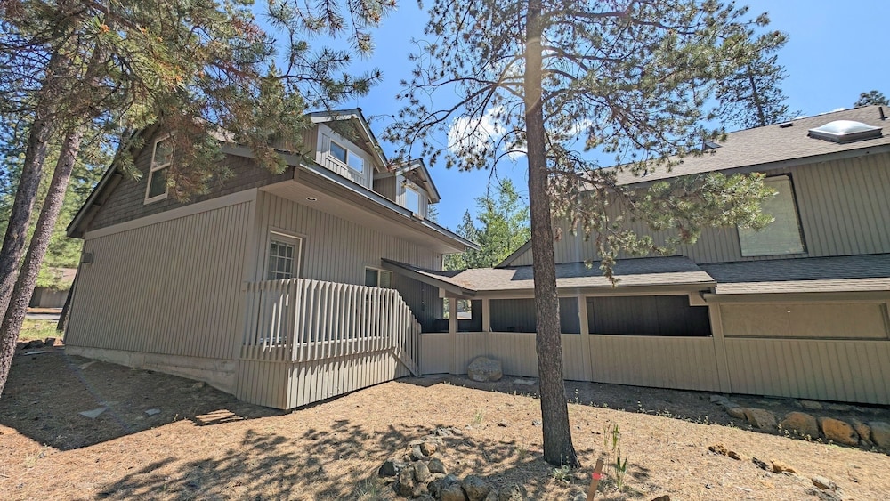 Red Fir 20 3 Bedroom Home