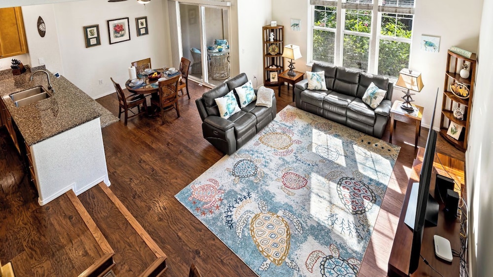 Concierge Included - Close to Pool - AC & Wifi! - Vrkcv