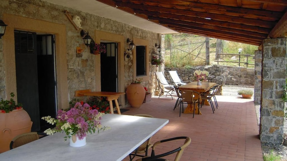 Country House Le Stalle di Giurò