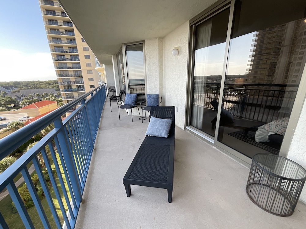 504 Brighton 2 Bedroom Condo