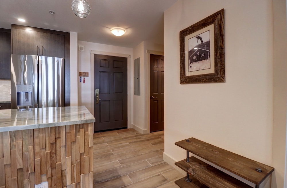 Pp409 Passage Point 2 Bedroom Condo