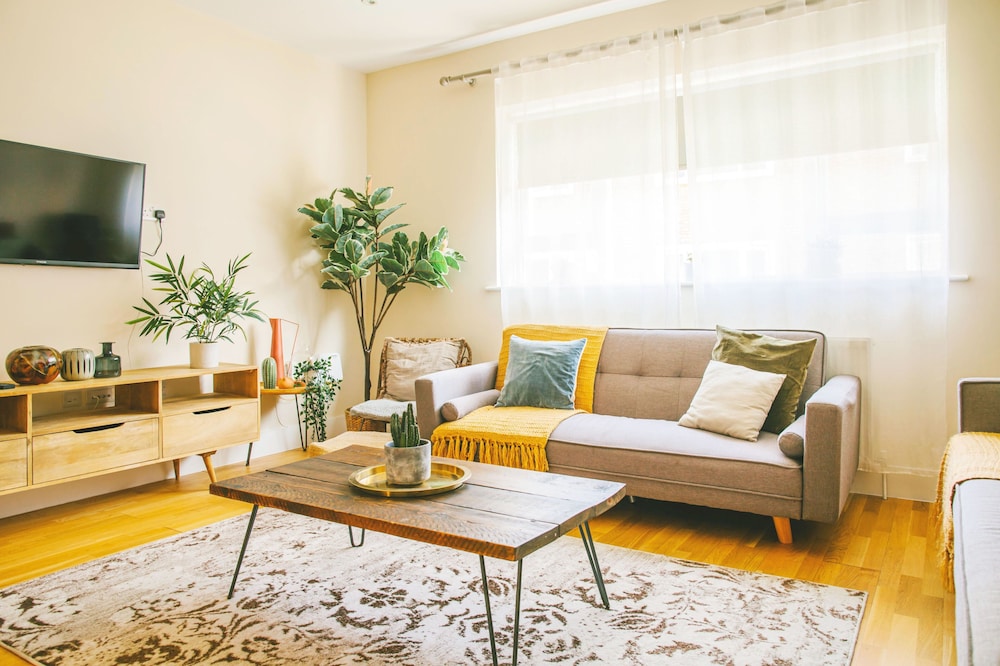 Accomodo London South Kensington - Elegant 3 Bedroom Apartments near Museums