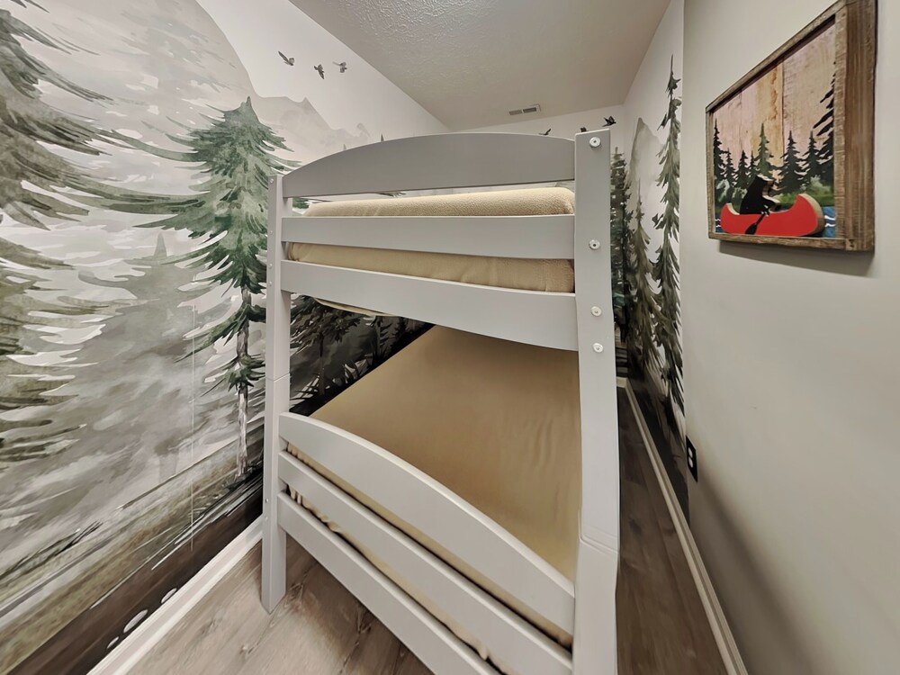 Hilltop Hideaway by Jackson Mountain Rentals