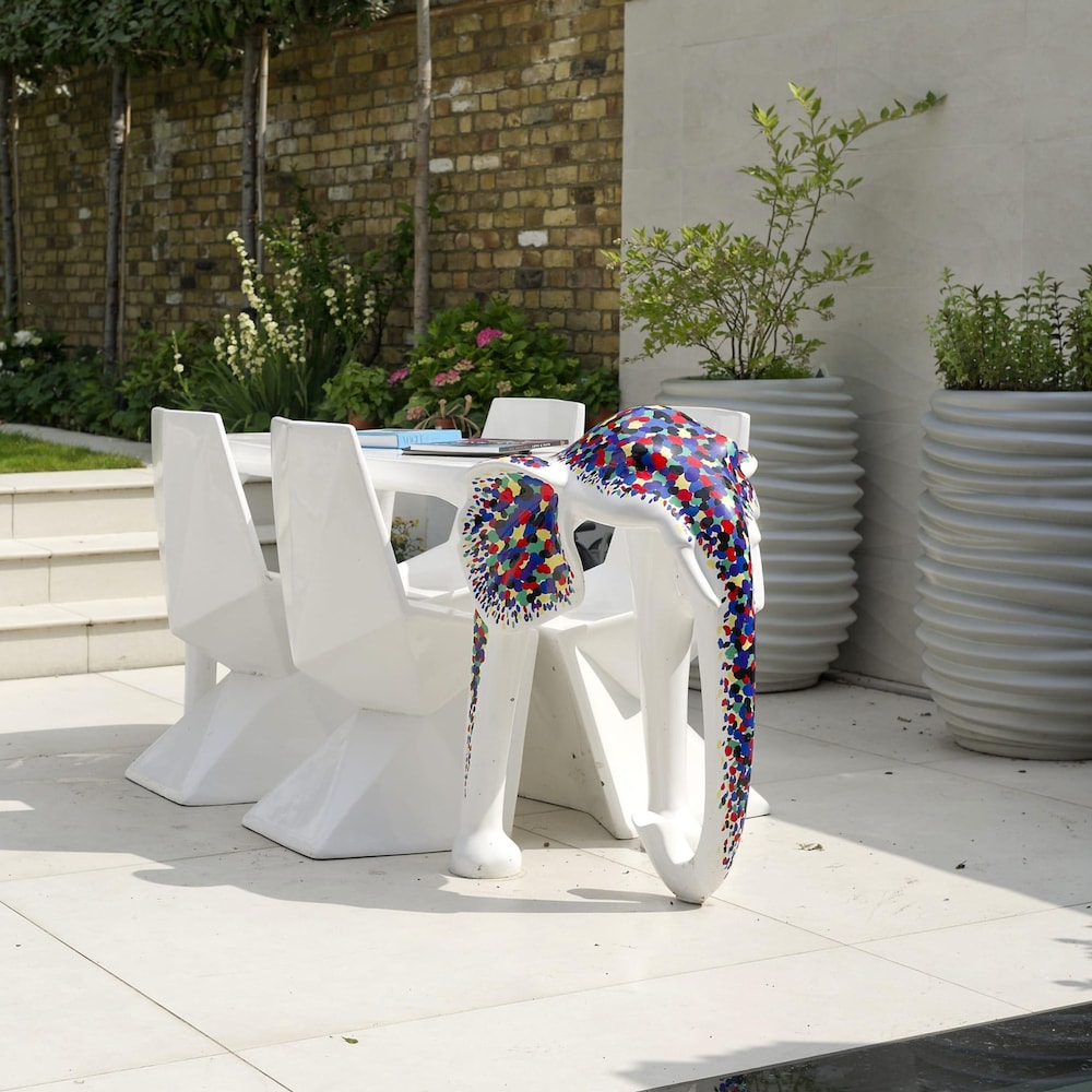Astounding 7bed Notting Hill Family Home w Private Garden Games Room Parking