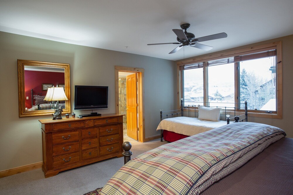 Trail's End Lodge at Deer Valley Resort - Two Bedroom Residence with Spa #101 2 Condo