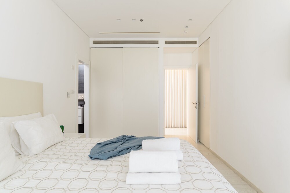 Bat Yam Luxury with Terrace & Sea View view 5