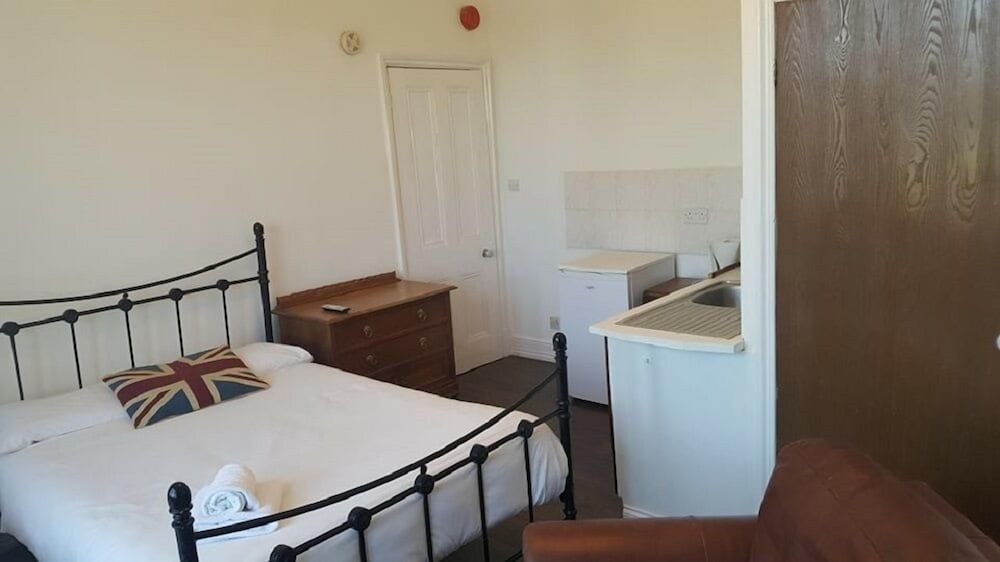 Syston Guest House