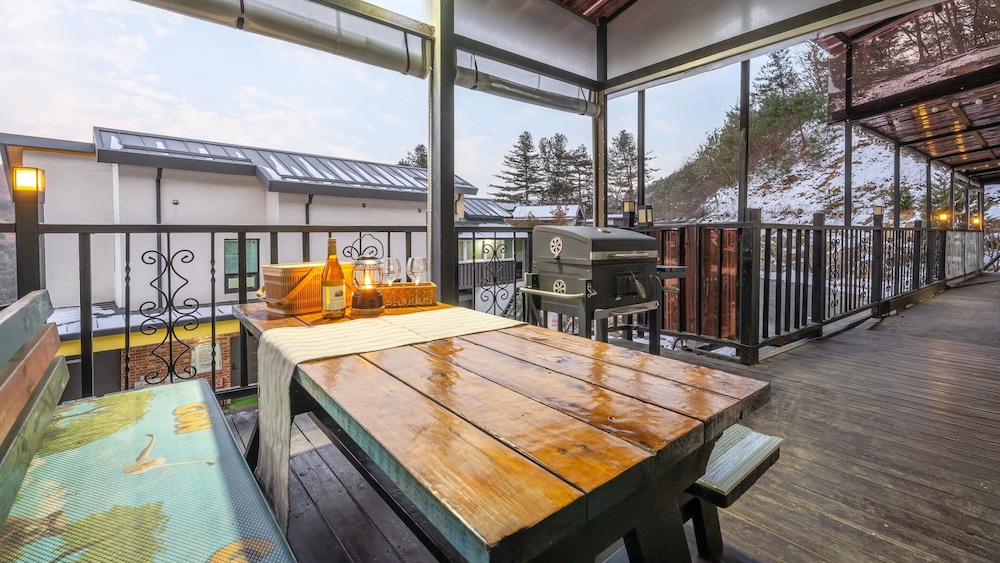 Gapyeong Star Forest Private Pool Villa