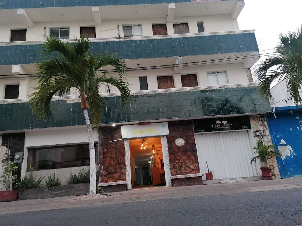 Hotel Rimon - Image 1