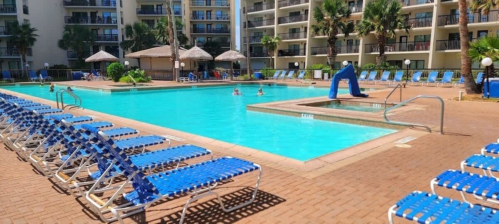 Saida Beachfront Luxe Condo Two Heated Pools 2 Bedroom Condo