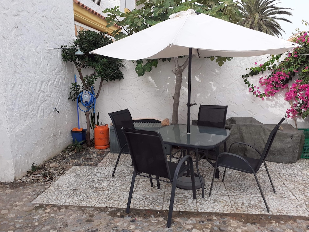 Beautiful 1 Bedroom Apartment in Roquetas de Mar Spain view 3