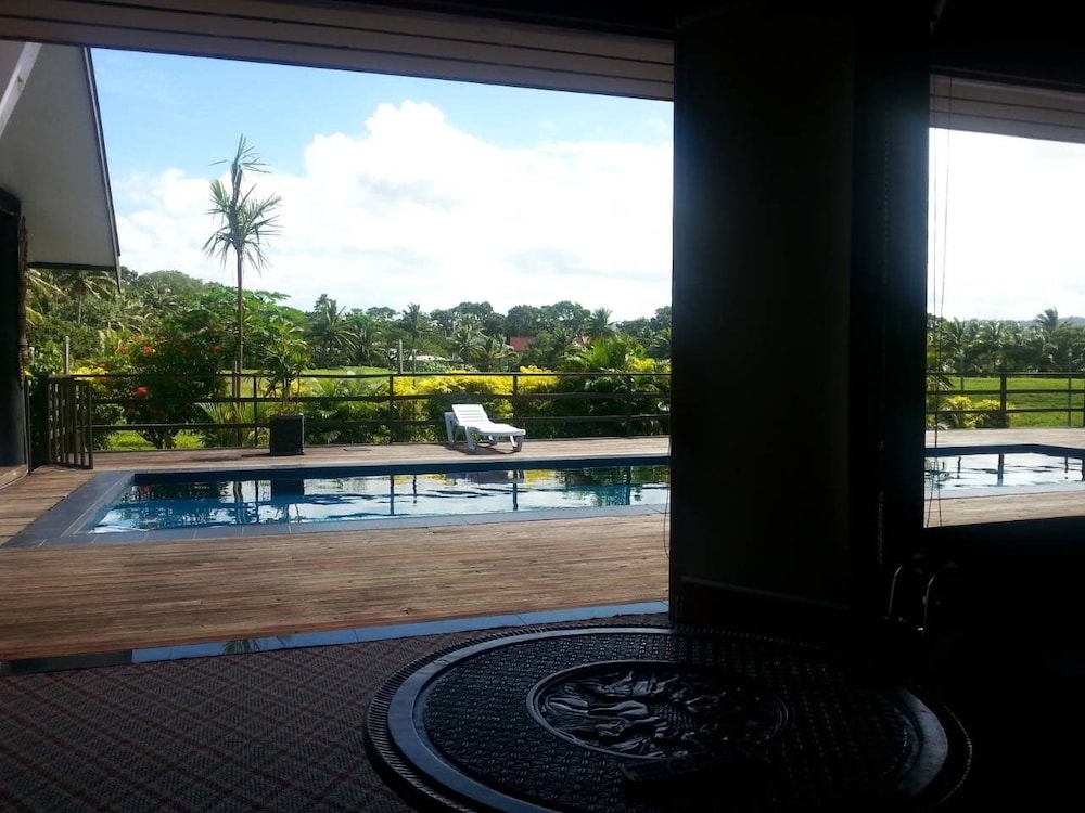 Marrs Villa - view 6
