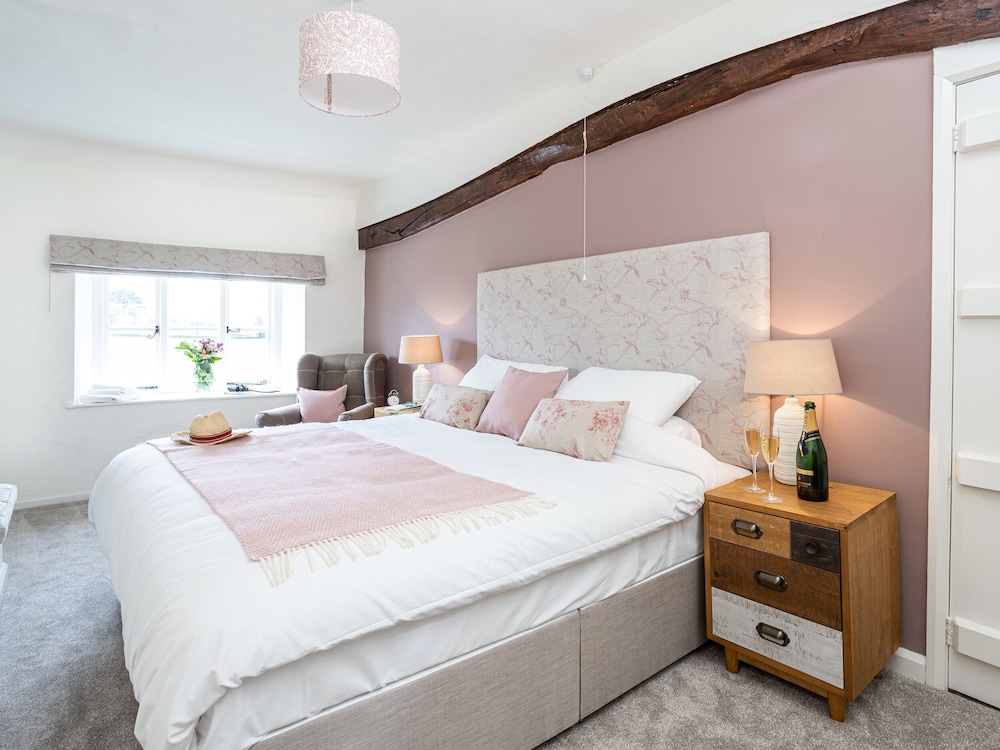 Longlands Farm Cottage