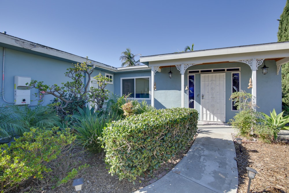 San Diego Home: Private Outdoor Pool & Game Room!