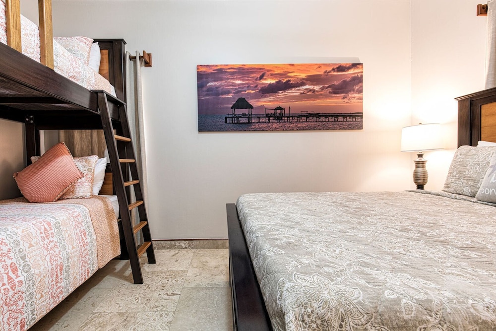 Hol Chan Ocean Front Residences