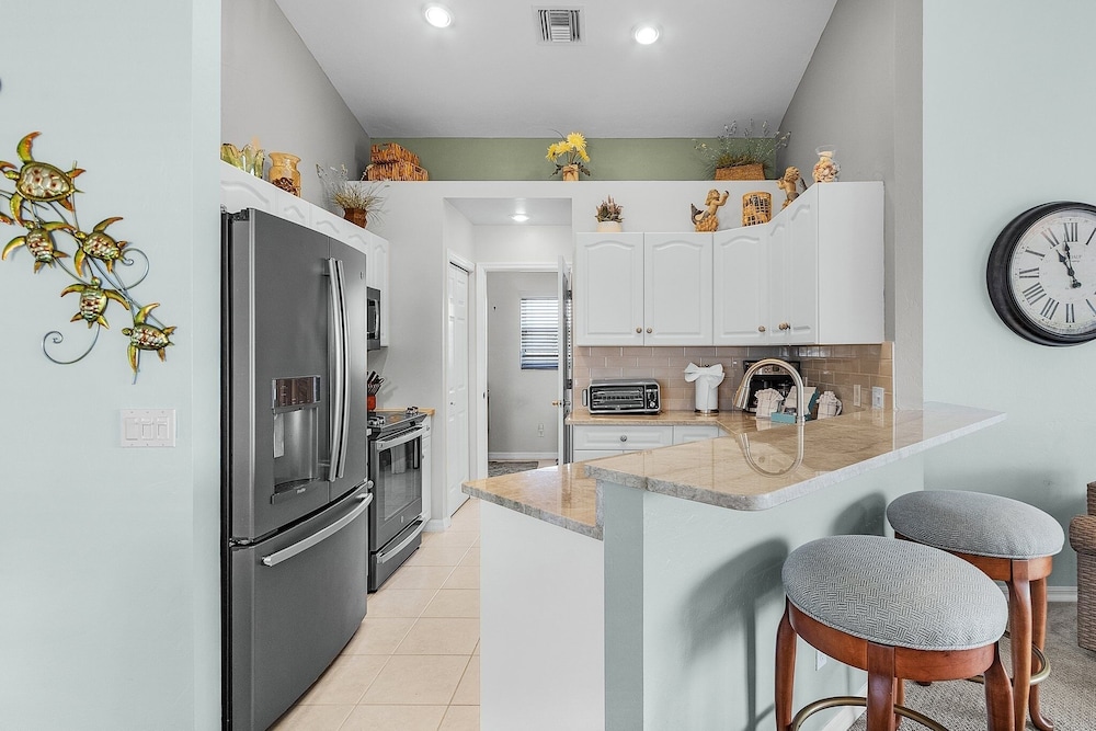 401 Pet-friendly, Pirate's Cove Retreat 3 Bedroom Home