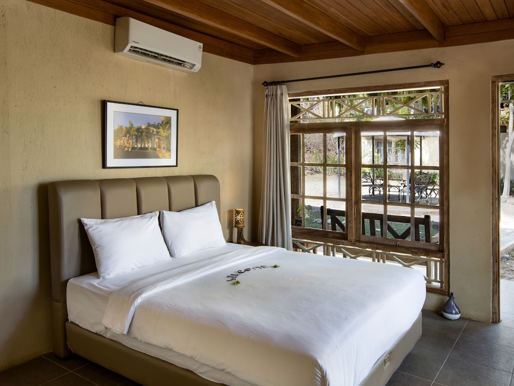 Menjangan Ecolodge