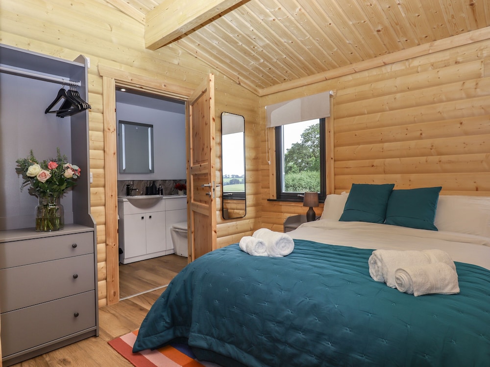 Foxglove Lodge