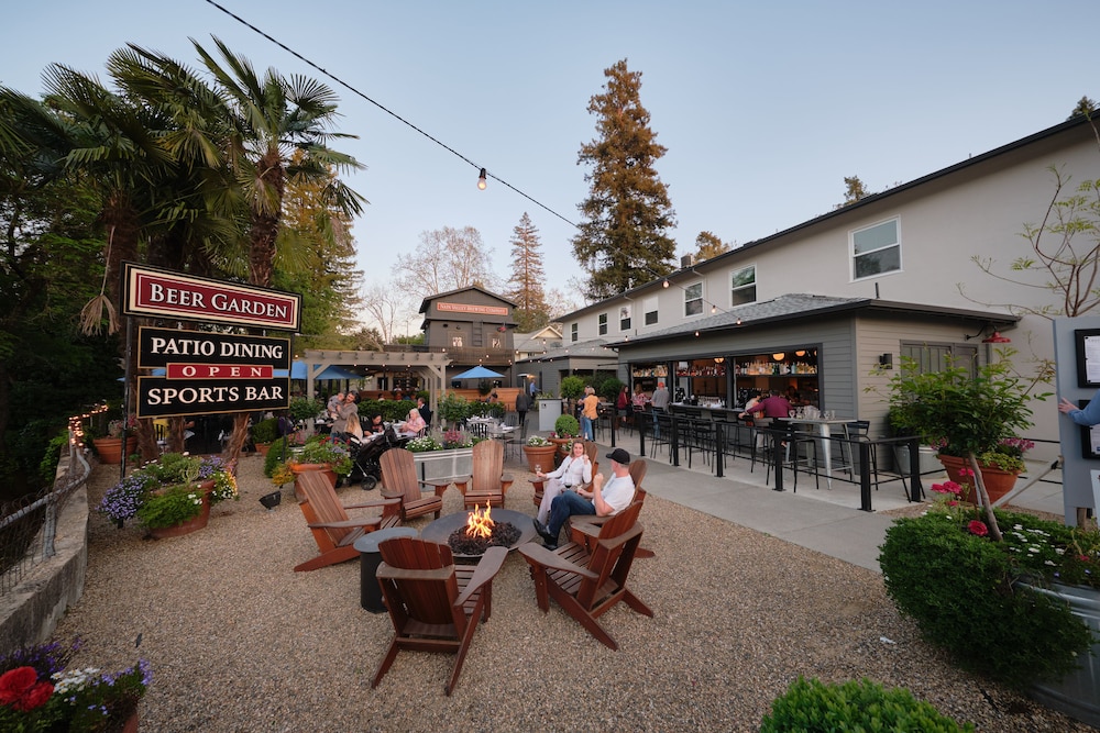 Napa Valley / Sonoma Vacations - Calistoga Inn Restaurant and Brewery - Property Image 35