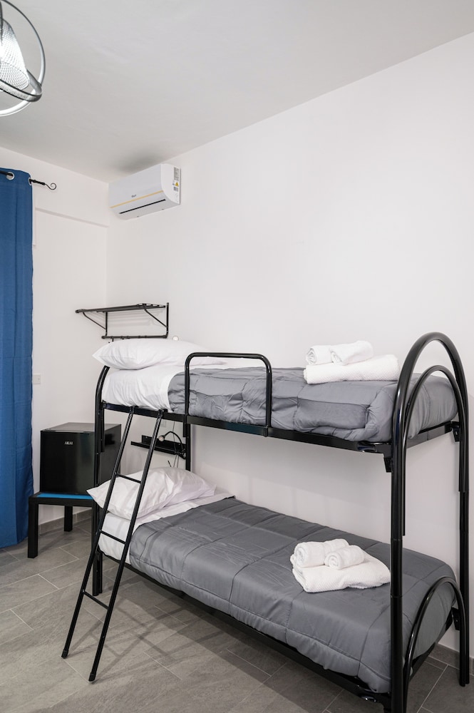 Splendori Rooms