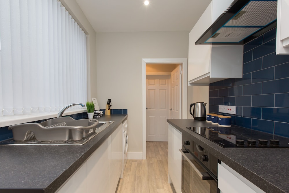 Stoke-on-trent Vacations - Townhouse  Rose Street Stoke - Property Image 6
