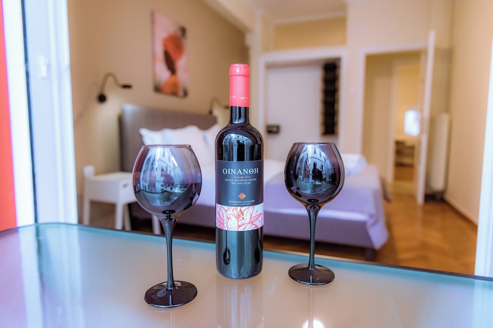 Plaka Apartment