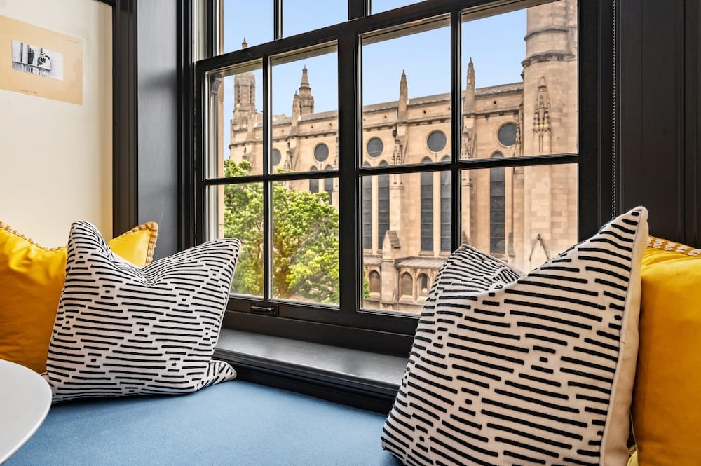 Kasa Classic Studio Near Carnegie Museum of Art The Maverick view 2