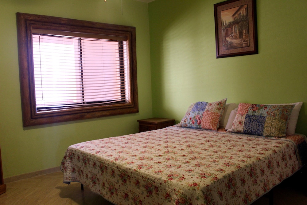 Marina Pinacate