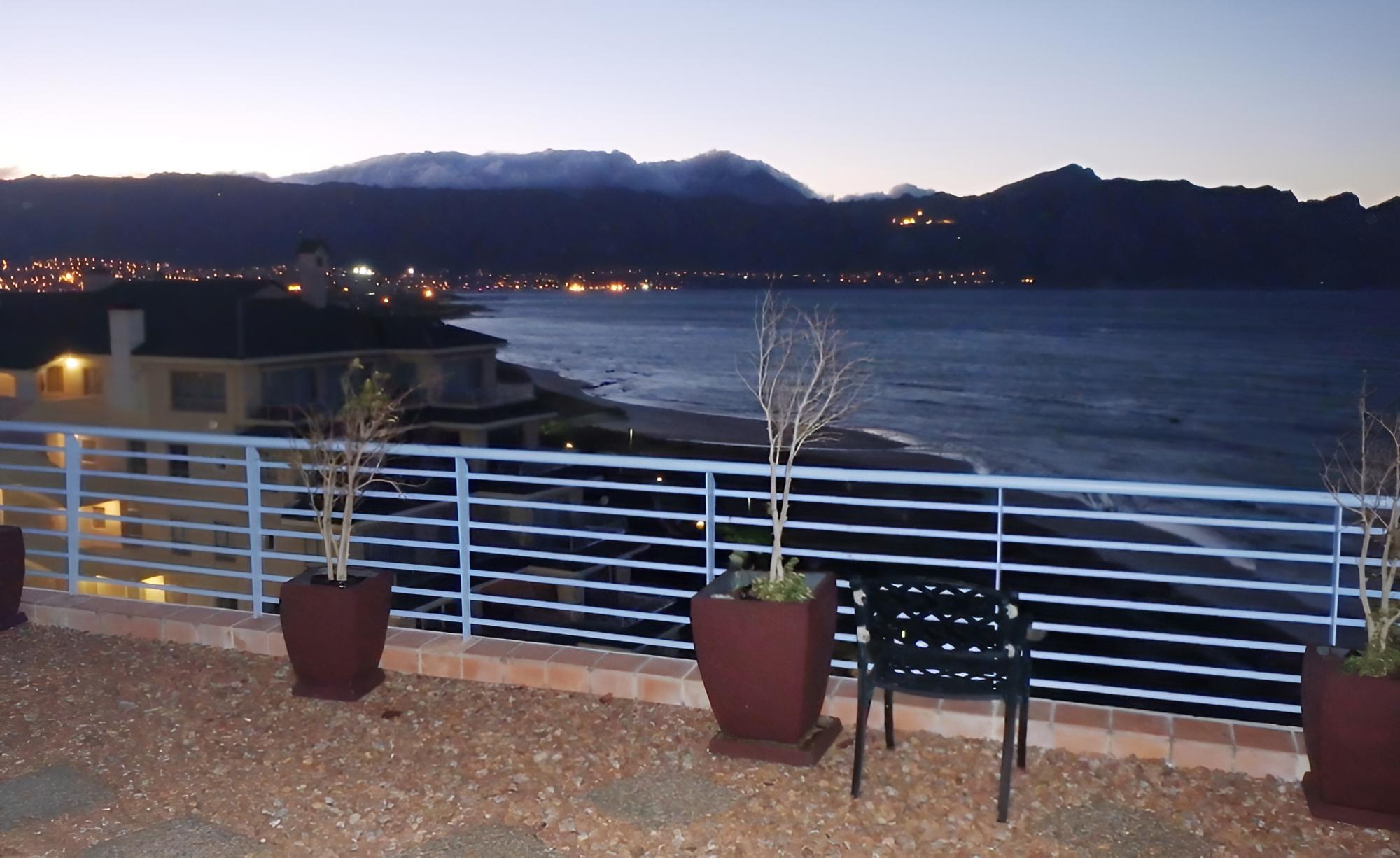 Ocean Breeze Hotel
