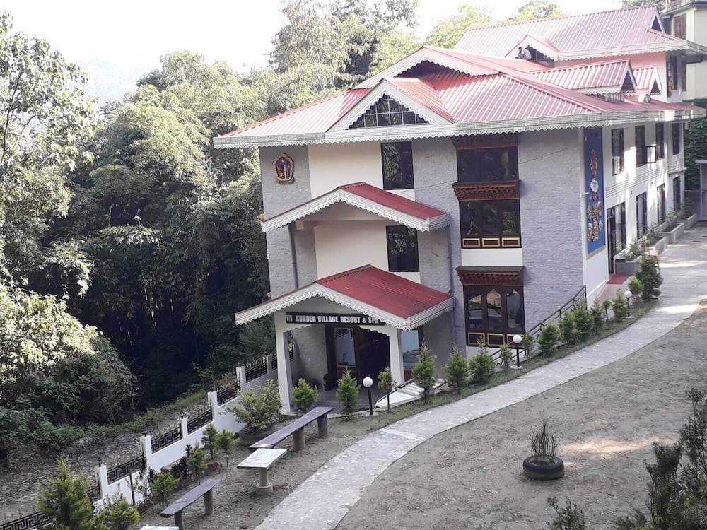 Kunden Fortune Resort Gangtok Near MG Marg