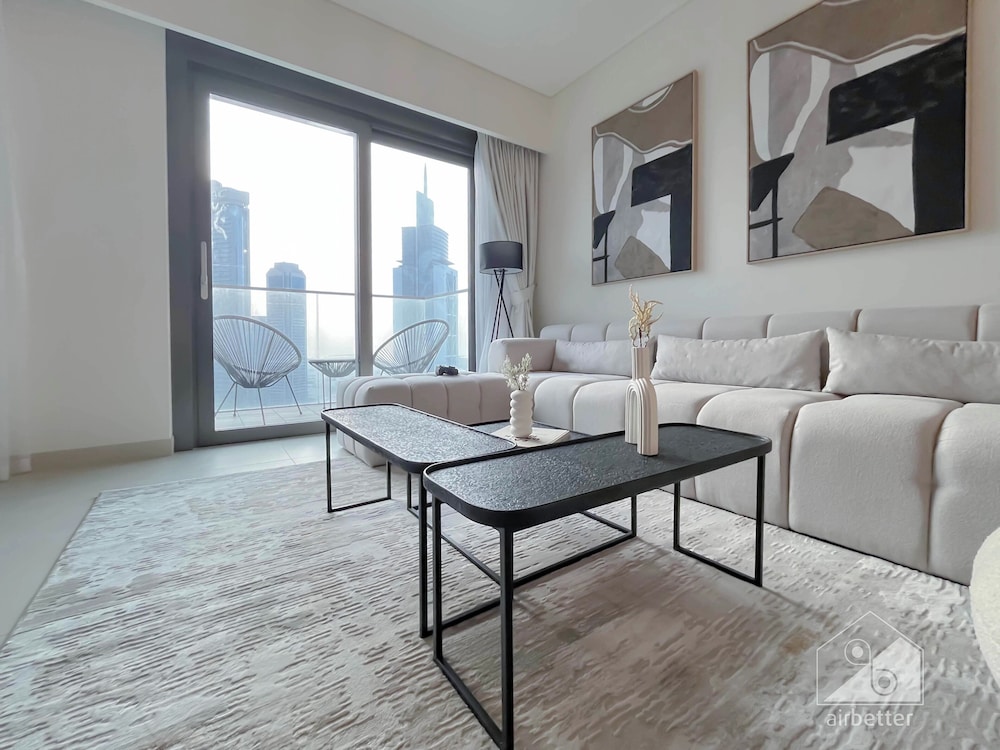 Burj Crown Luxury 2bedroom Balcony & View