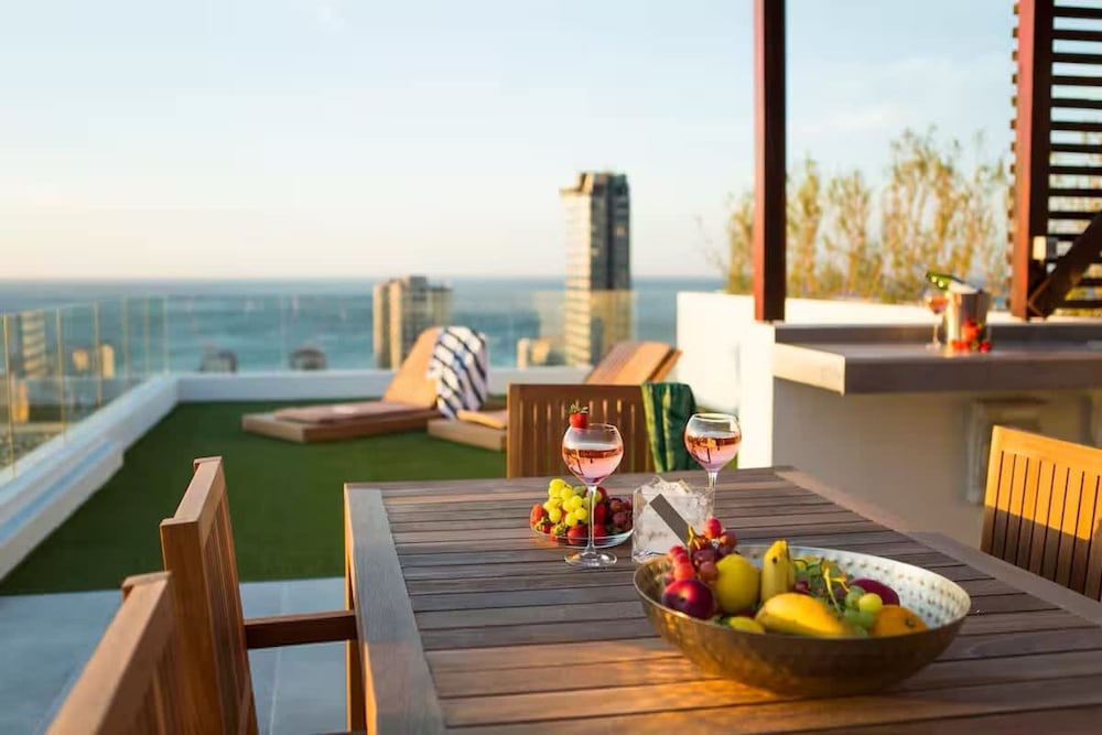 Deluxe Luxury 2 Bedroom Apartment Seapoint