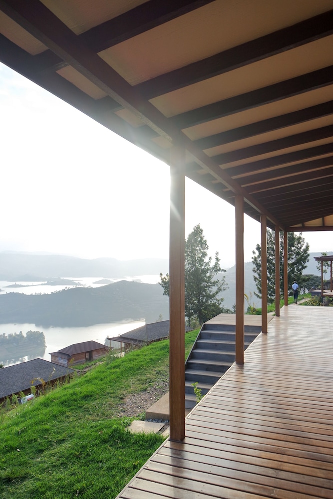 Arcadia Lodges Lake Bunyonyi