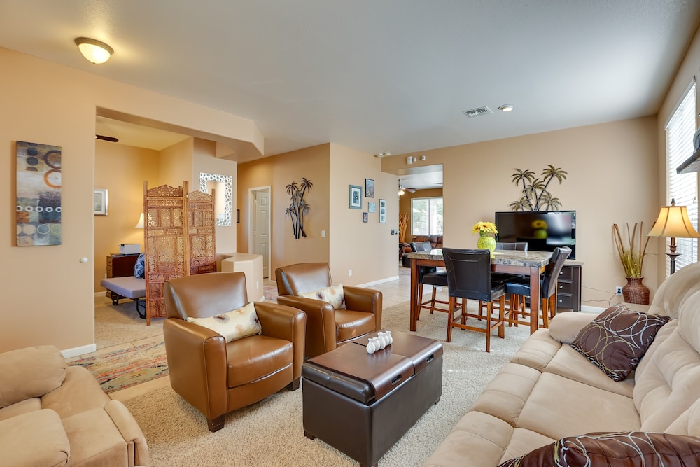 5 Mi to State Farm Stadium: Home w/ Private Pool!