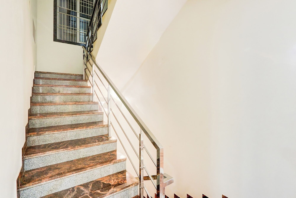 Fabhotel Vishnu Grand