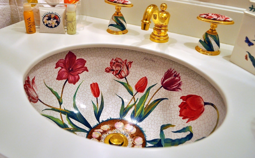 Bar Harbor Vacations - Stone Throw Cottage - Property Image 3