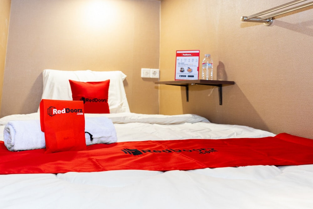 RedDoorz Hostel @ DI Panjaitan Simpang Lima view 5