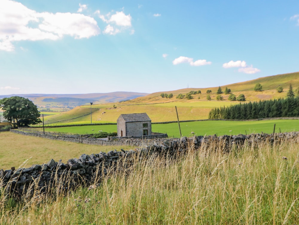Field Barn