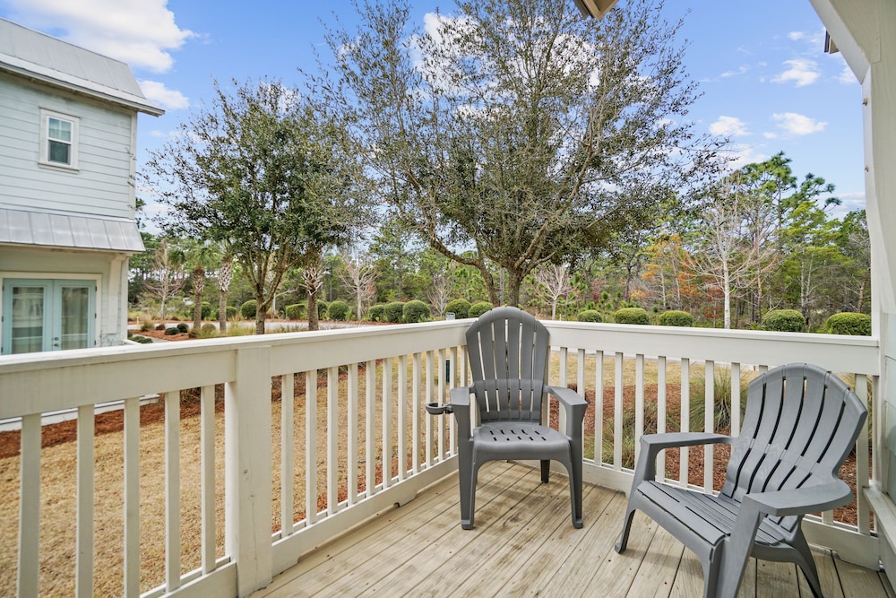 Prominence on 30A by Panhandle Getaways