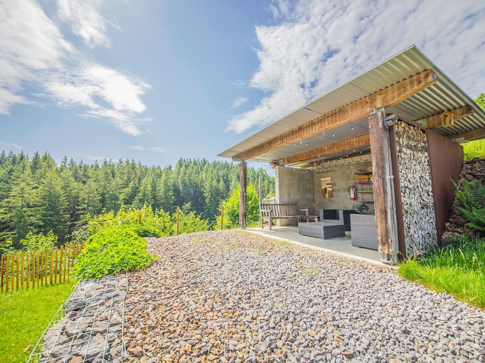 Holiday Home With a Terrace in Warisy