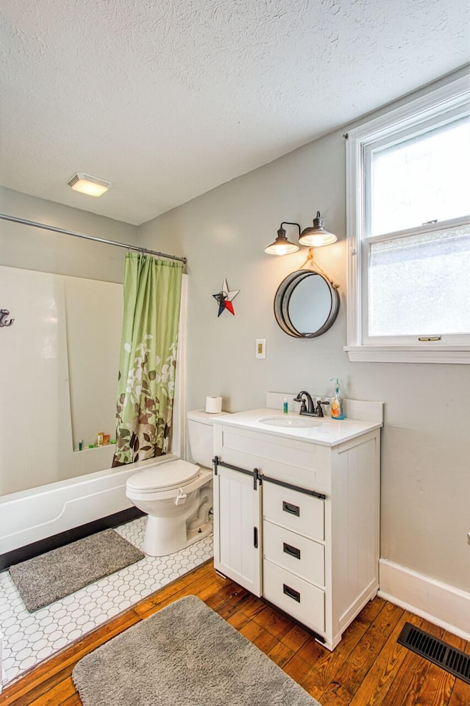 5 Bd/3 Ba-Near Expo/UL/Fair/YUM/Zoo