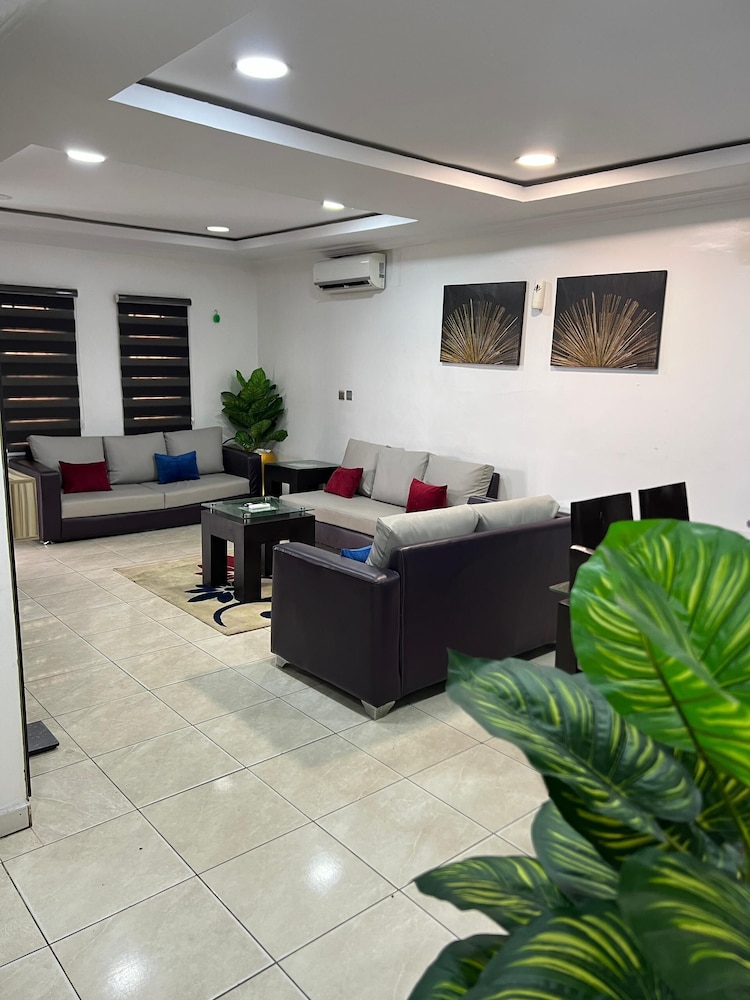RBZ Apartments
