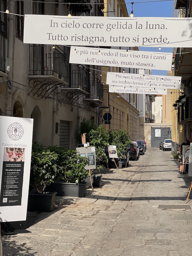 Palazzo del Poeta, fotografia 2