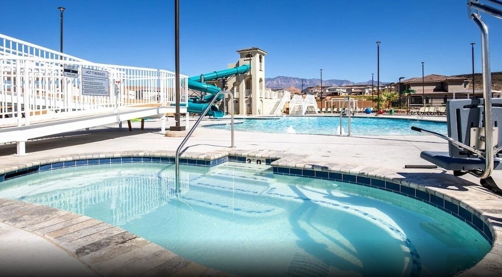 Zi-on The Prize 3 Bedroom Townhouse